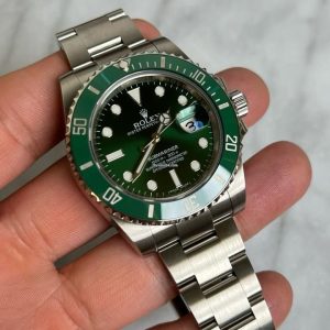 Rolex submariner date hulk